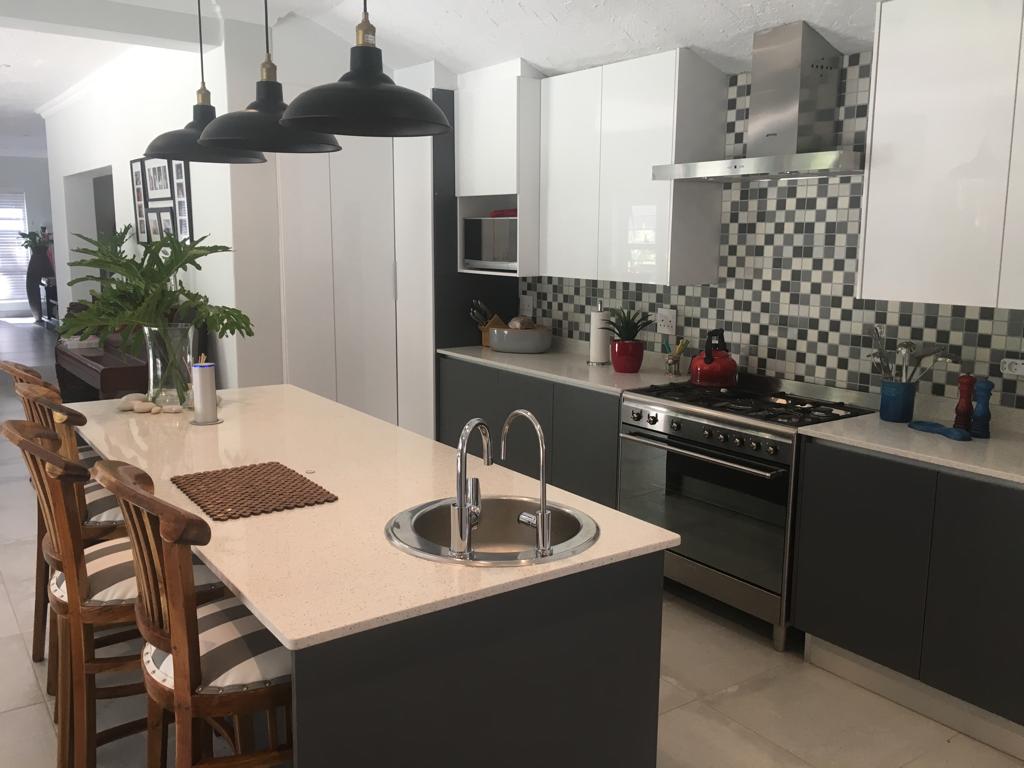 Modern High Gloss Kitchen Cupboards Duco Spray Kitchens