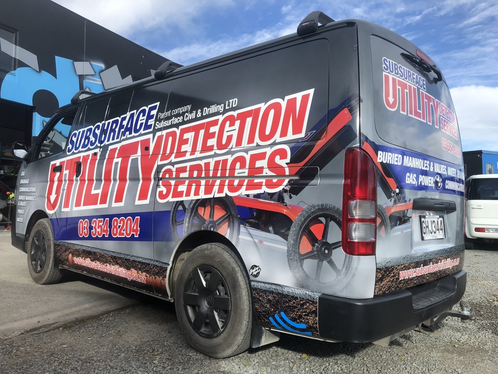 Leeding Signs Creative Sign Writers Christchurch