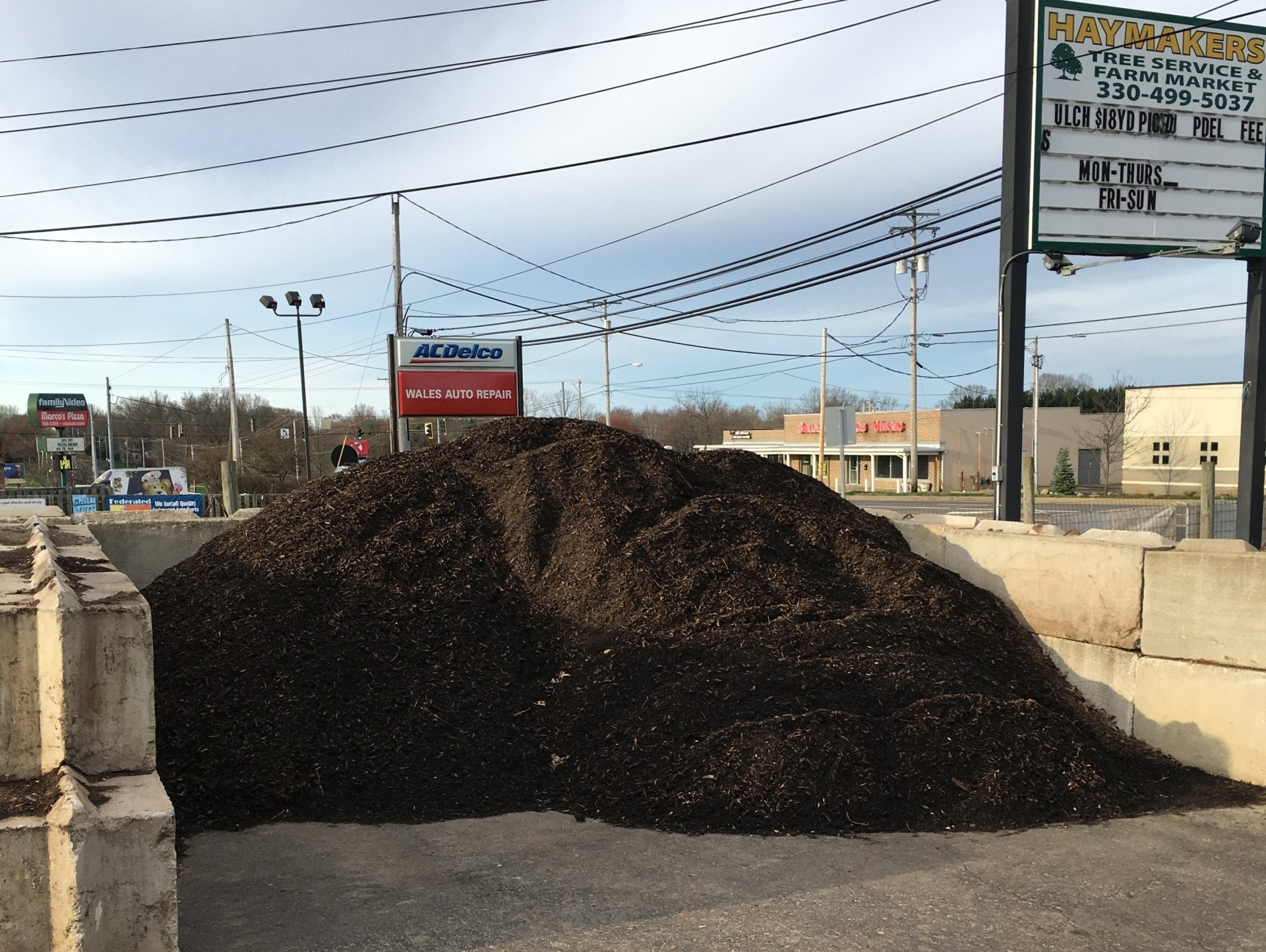 Mulch Retailer North Canton, OH Haymaker Tree and Lawn