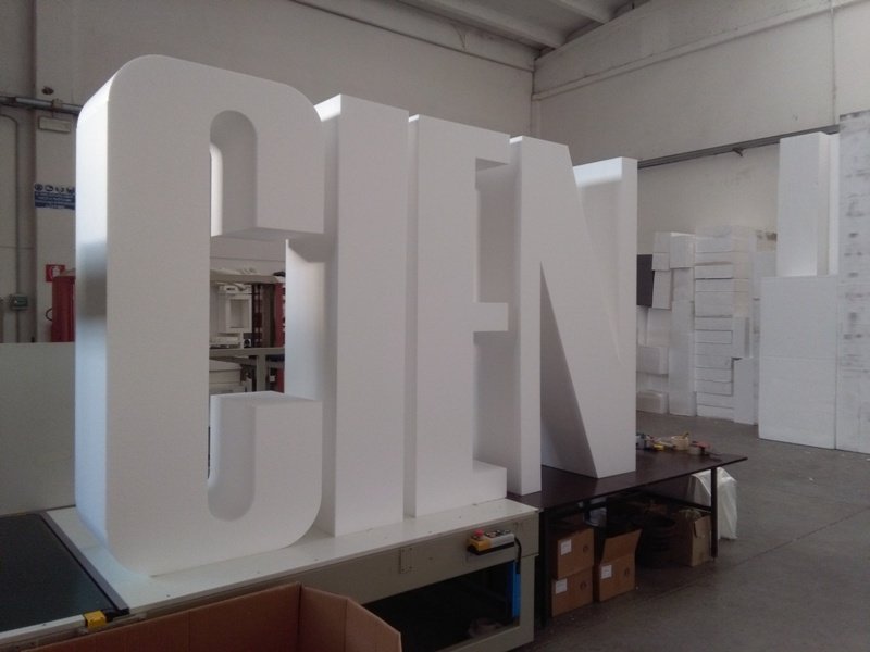 Scritte in polistirolo