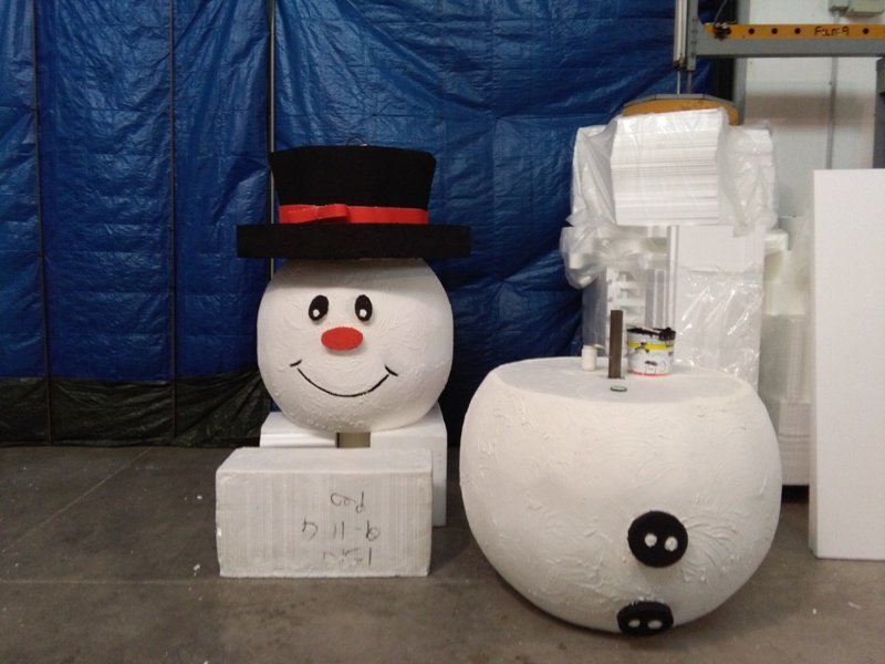 Pupazzo di neve in polistirolo