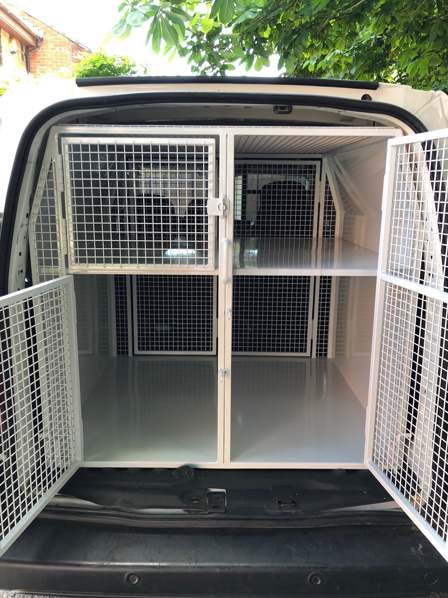 Pet Taxi Service in Bedfont, Middlesex from Chrissies Pet Taxi