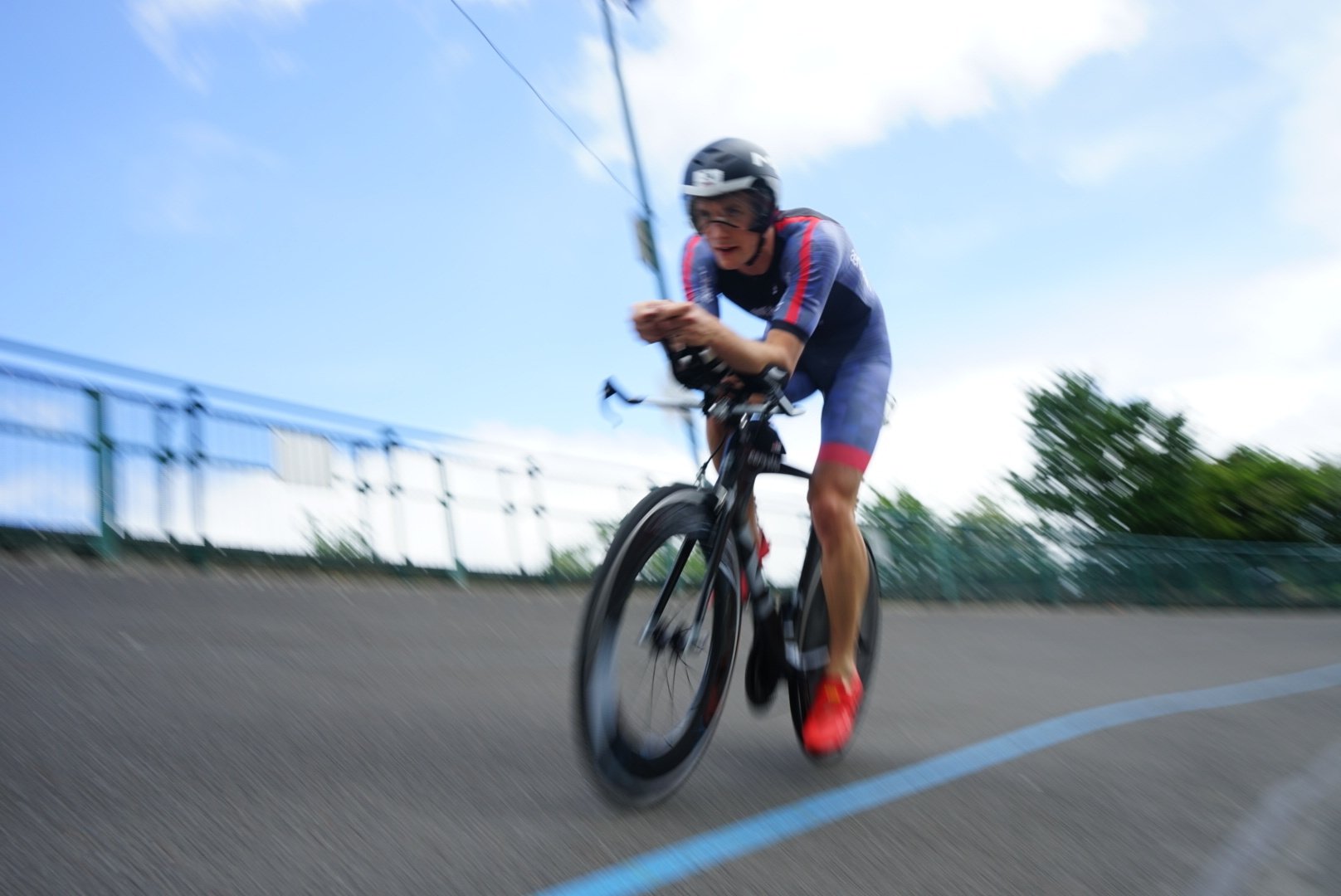 Learn about aerodynamics with AeroCoach