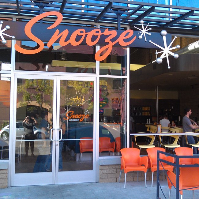 Home Nest Hillcrest Apartments, San Diego Modern Living