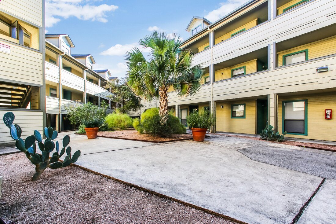 Urban Flats Residential Communities Austin, TX