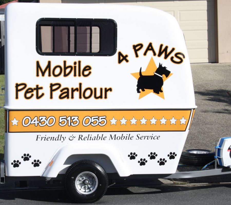 Pet services Pacific Pines 4 Paws Mobile Pet Parlour