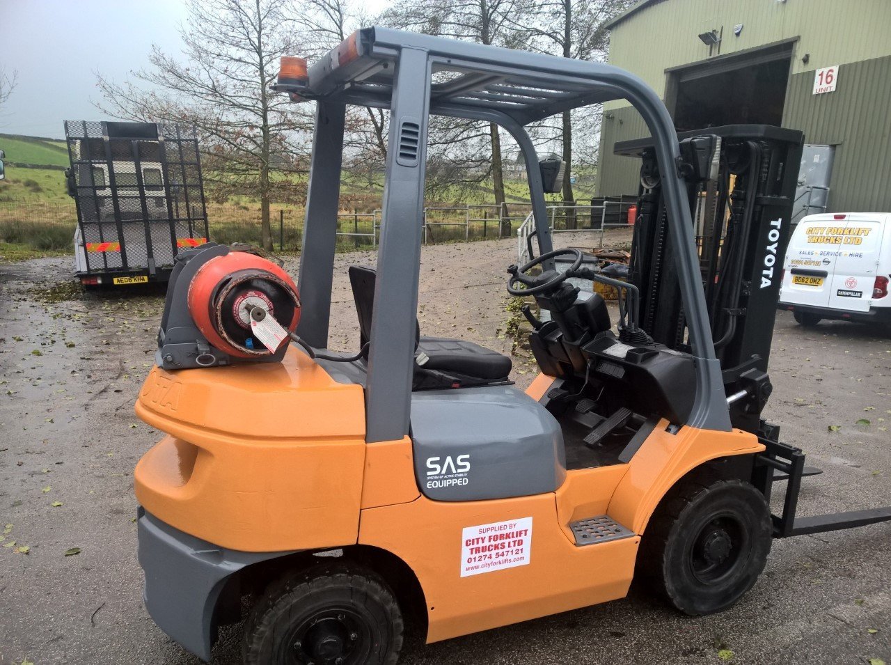 Commercial truck hire services across Bradford