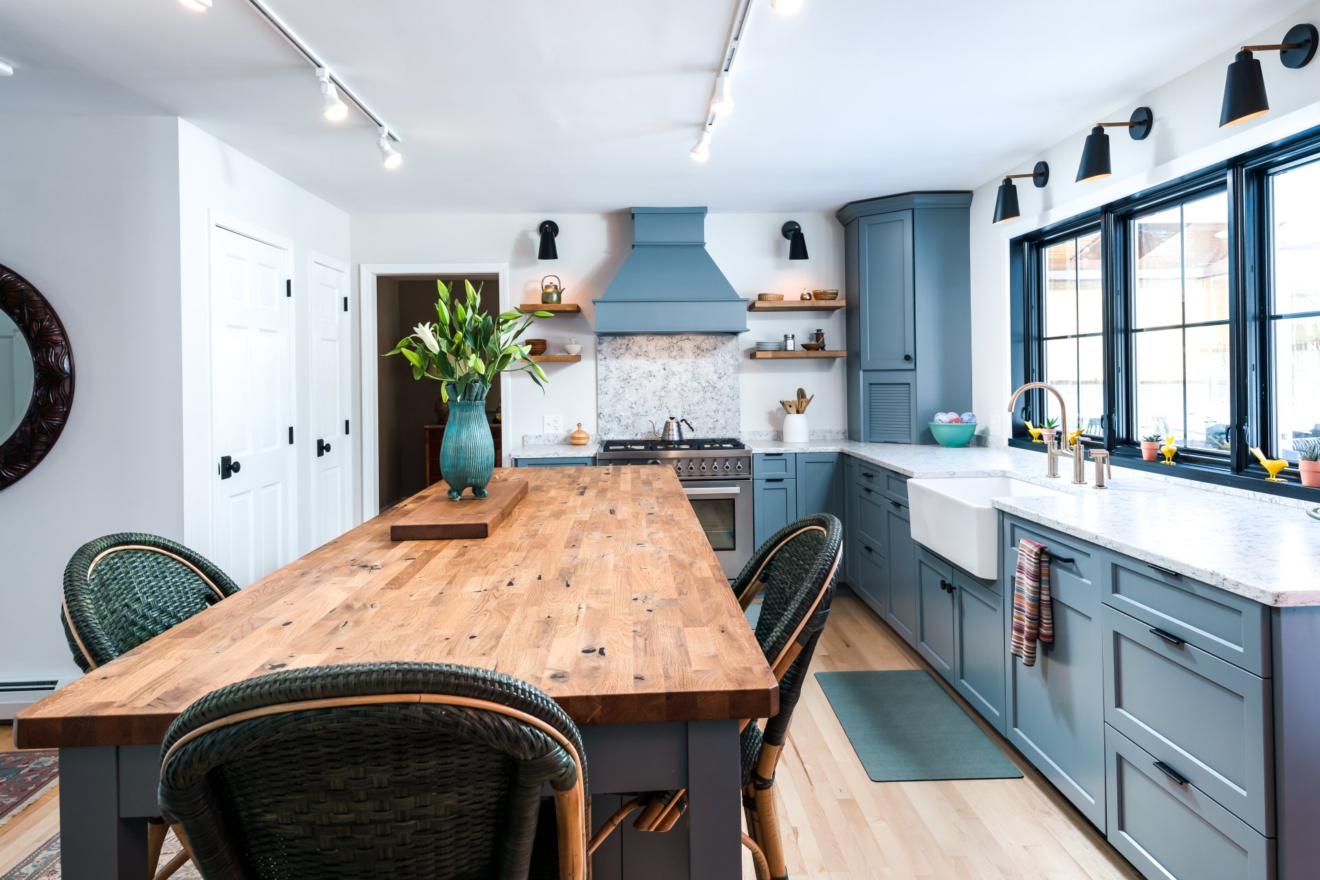 ESSEX KITCHEN GALLERY 03