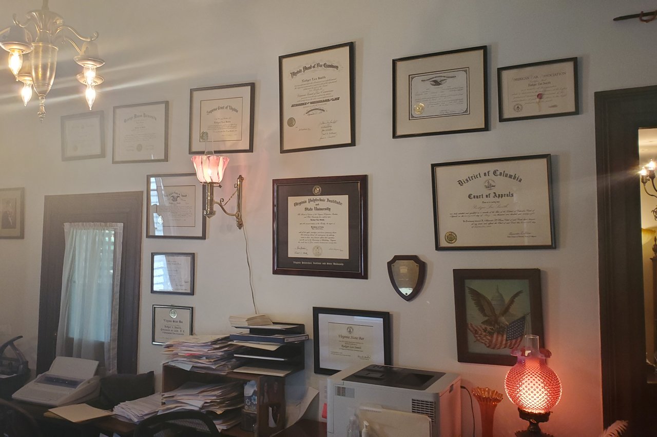 about-rodger-l-smith-counselor-at-law-pc-luray-attorneys