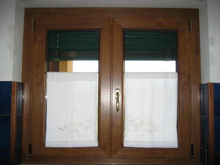 Pvc rehau windows , frames in pvc terni vierbo c.i.met. Infissi pvc on line
