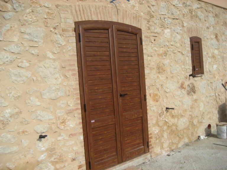 Oscuranti in alluminio terni viterbo orvieto c.i.met. Costo persiane alluminio effetto legno