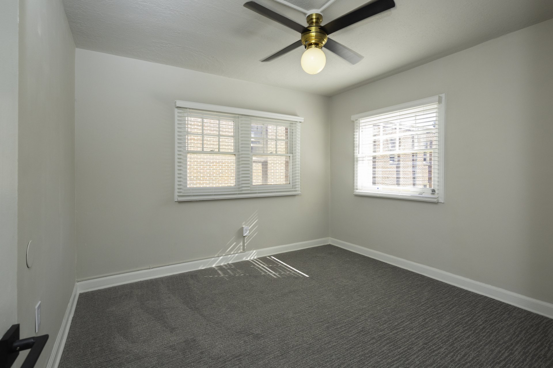 Photo Gallery Bigelow Chapman