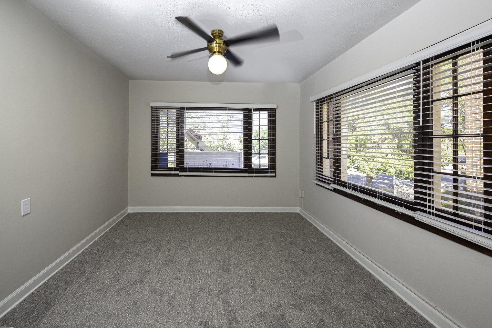 Photo Gallery Bigelow Chapman