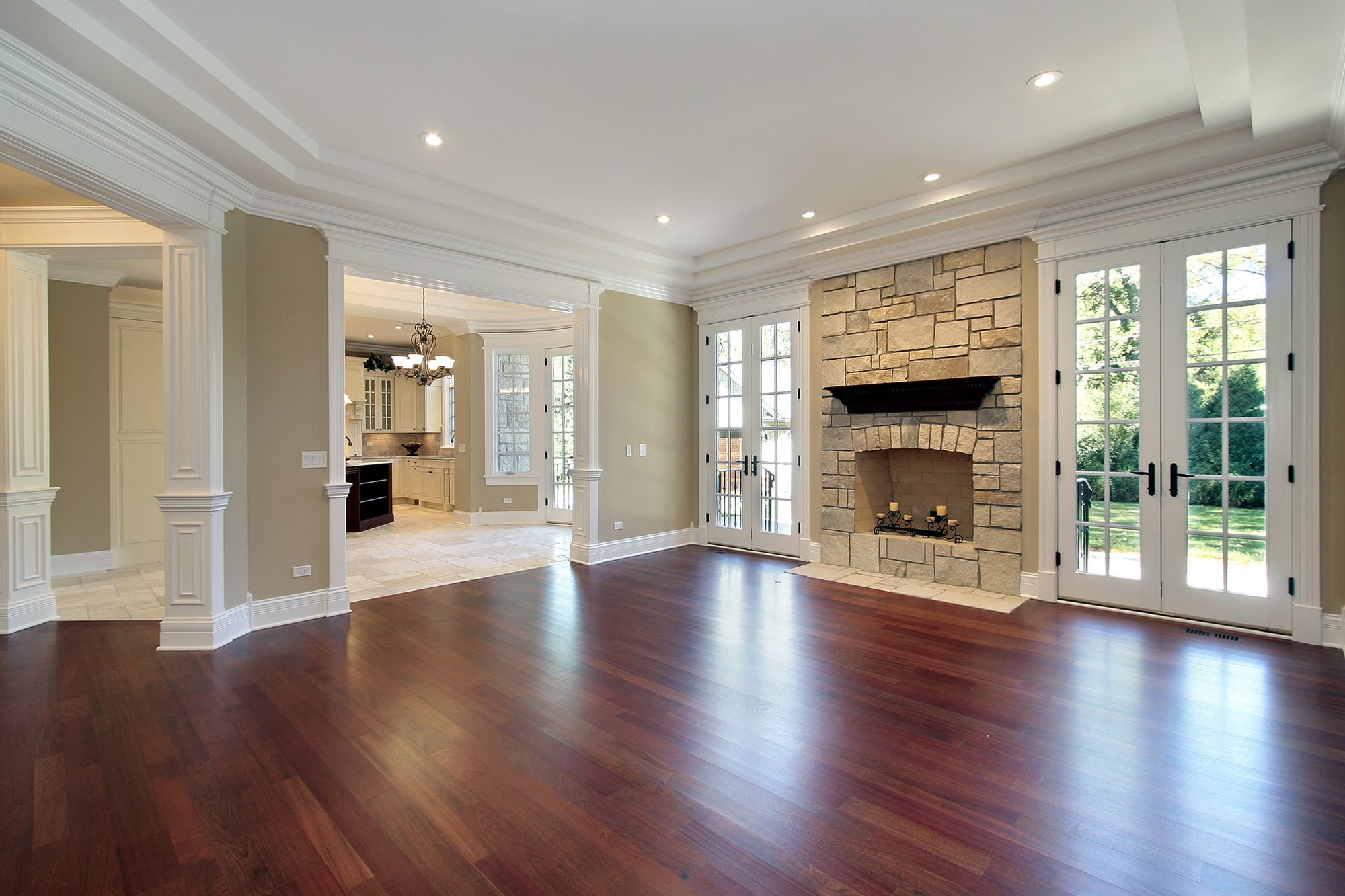 Stylish Vinyl Flooring Offers Quick Updated Look