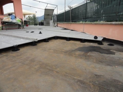 Pavimenti galleggianti esterno val di susa torino rv costruzioni Pavimento galleggiante esterno