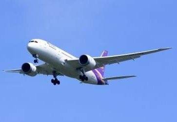 Passenger jet airplane