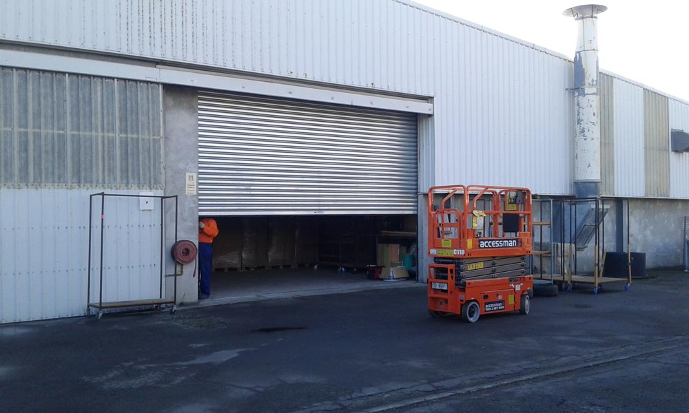 garage door and scissor lift