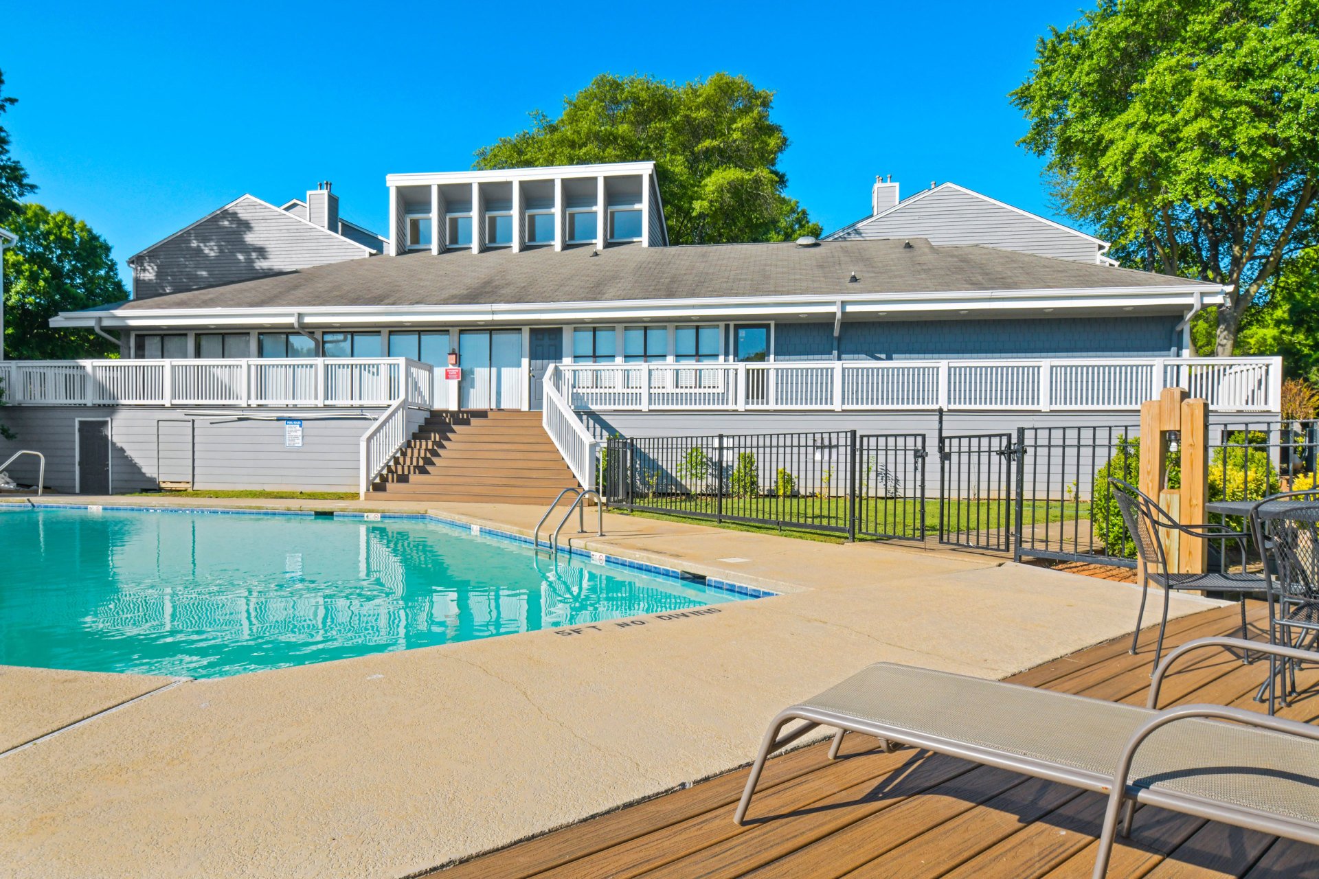 Home Amber Lake Apartments