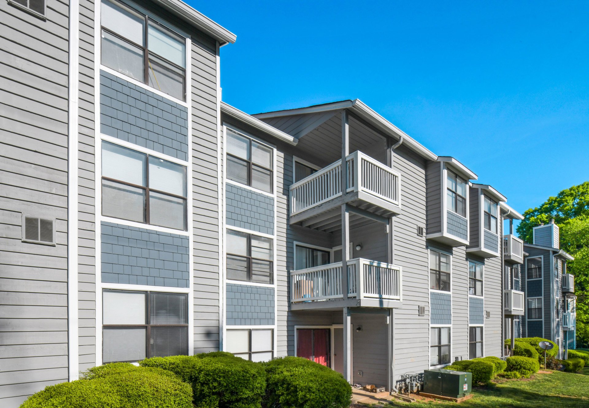 Home Amber Lake Apartments