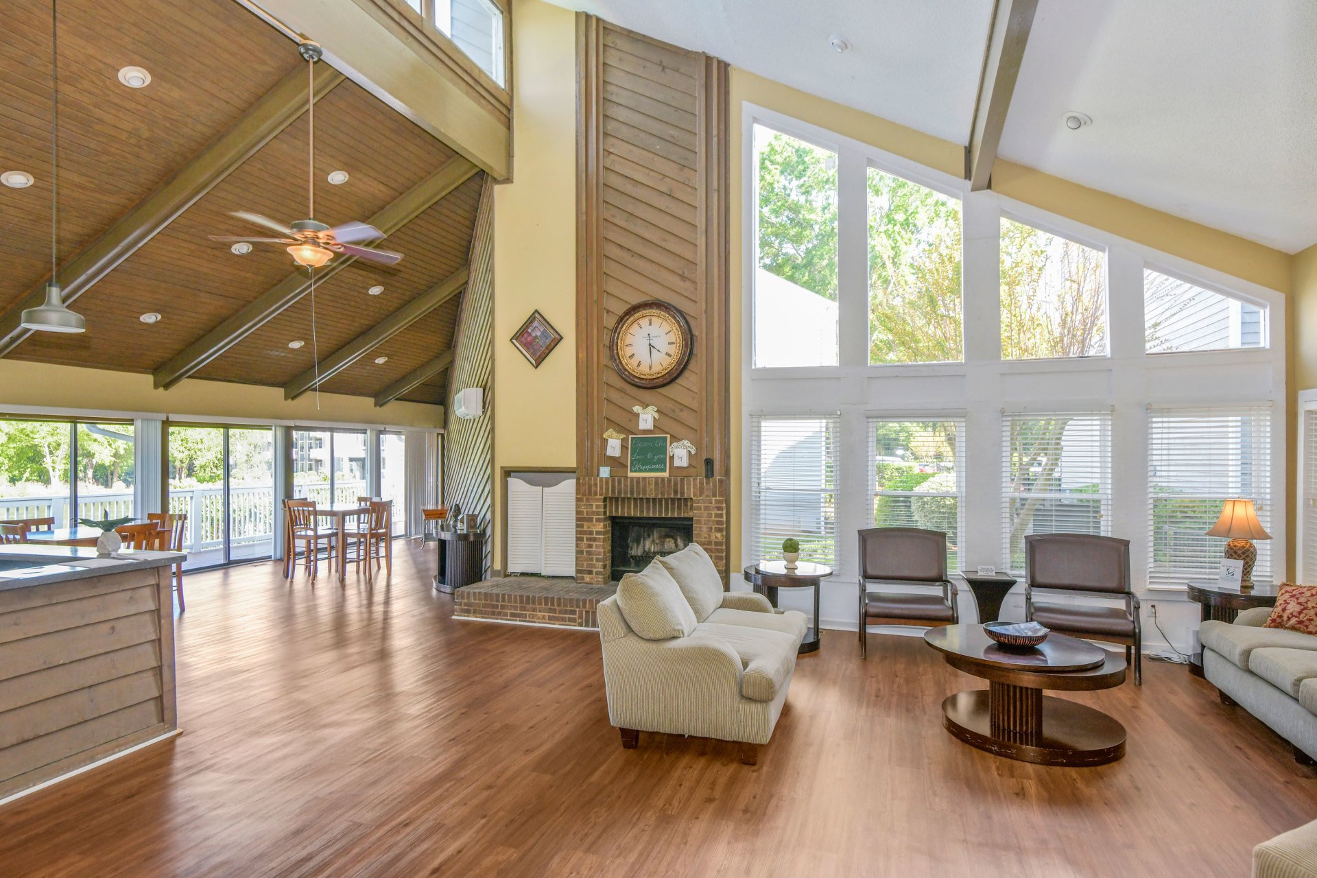 Home Amber Lake Apartments