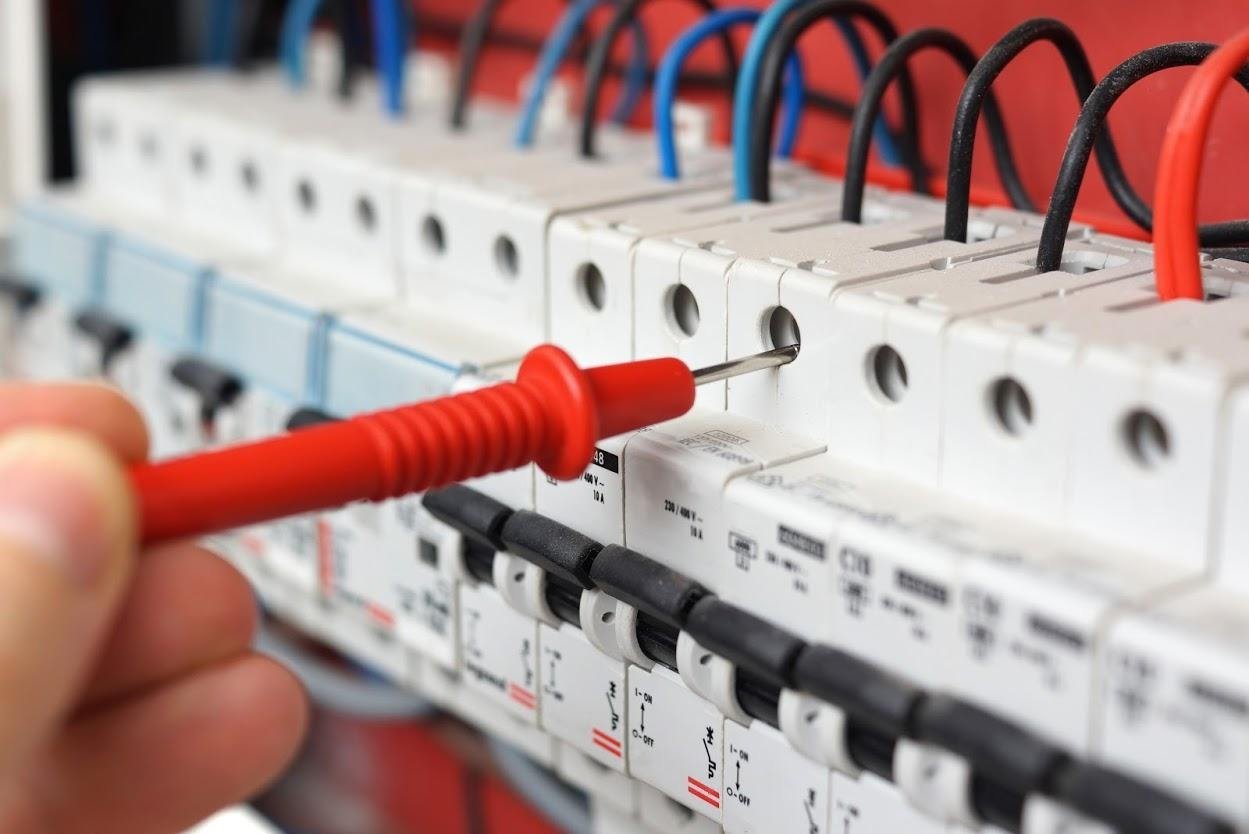 Did Your AC Trip the Circuit Breaker? Questions to Ask