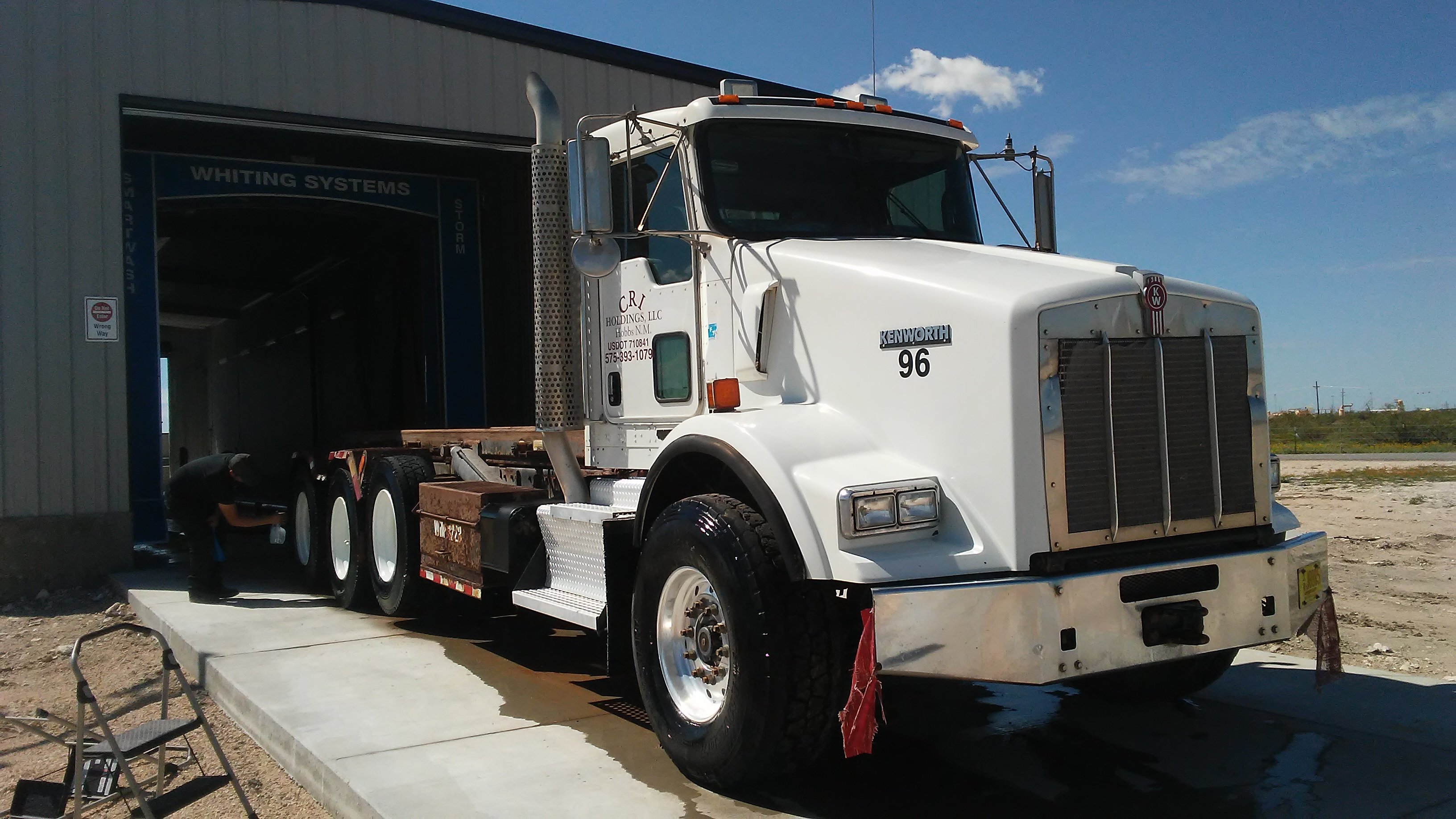 How Can You Get the Perfect Truck & Trailer Wash? - Tunnel Xpress Truck