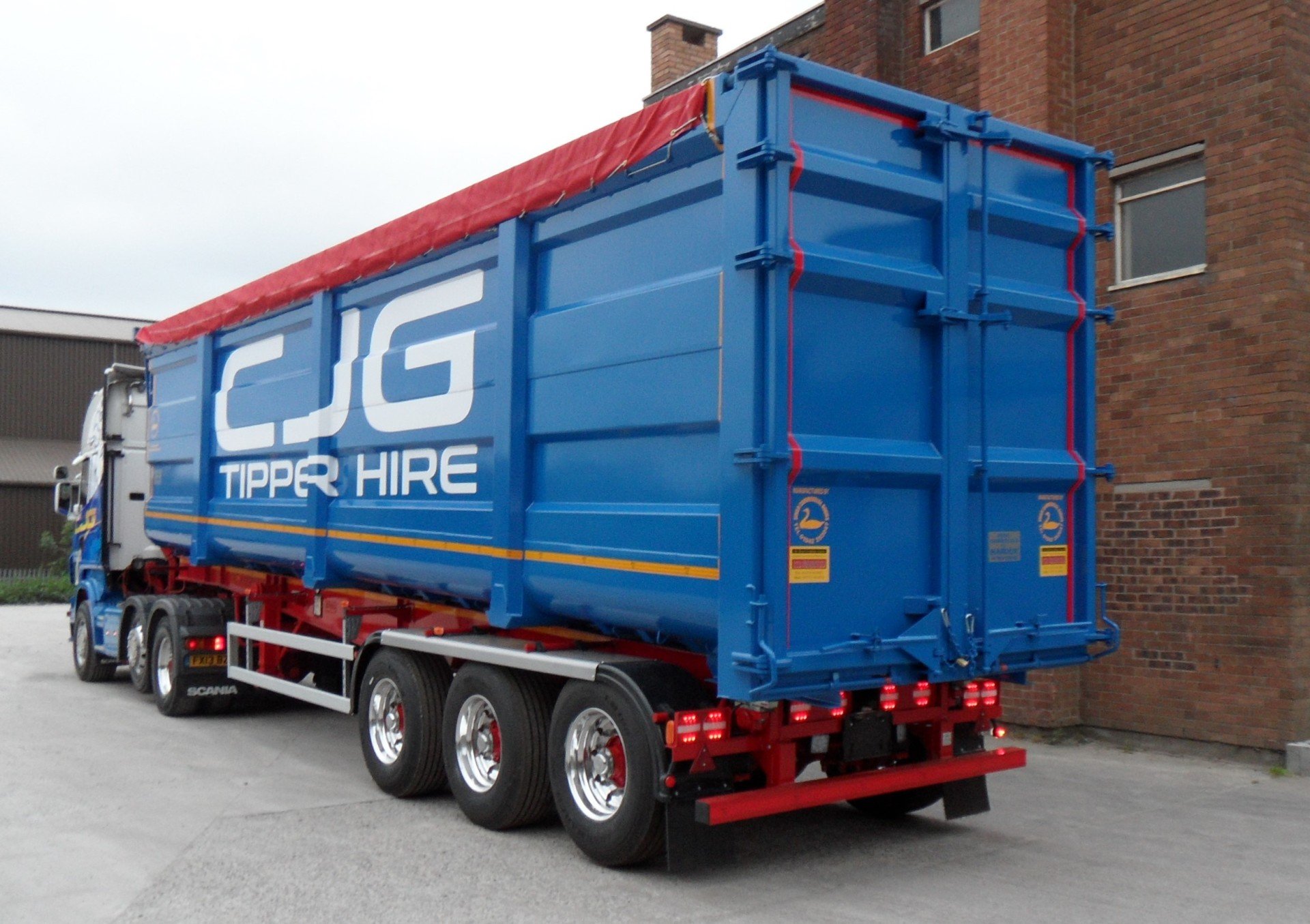 Tipper trailers Wigan Swan Commercials