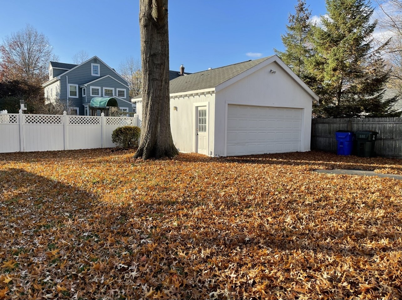 Fall Cleanup Leaf Removal Seasonal Landscape Solutions West Hartford, CT