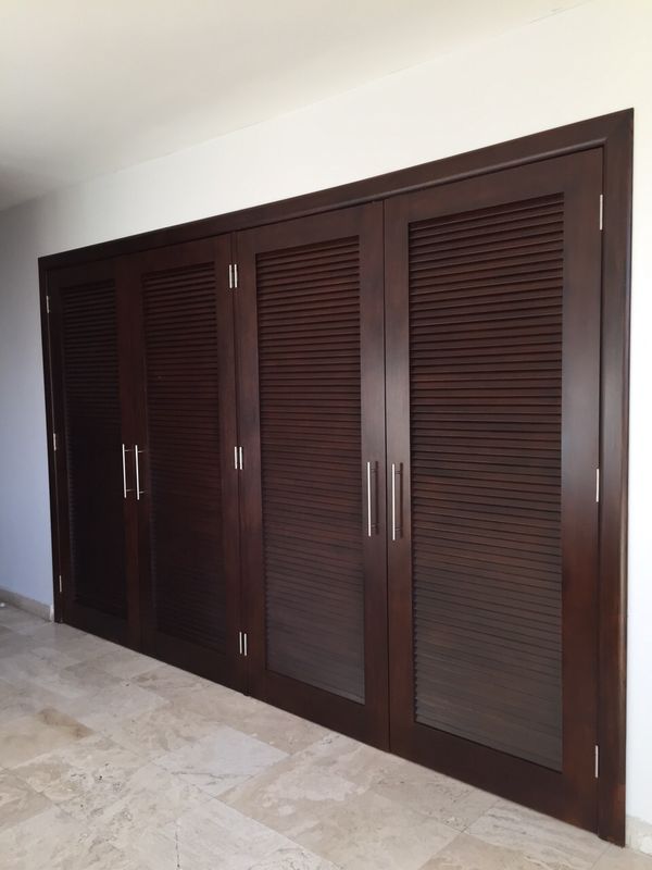 Materiales Orozco S.A. - Puertas Persianas