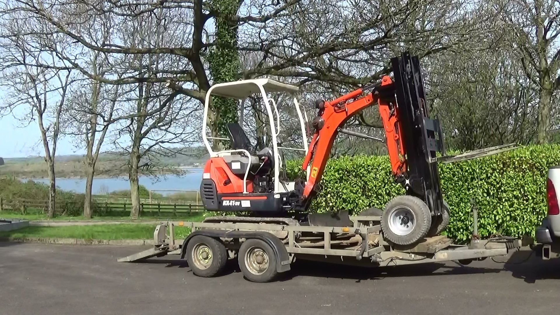 Revolutionary excavator attachments Excavator Forklift