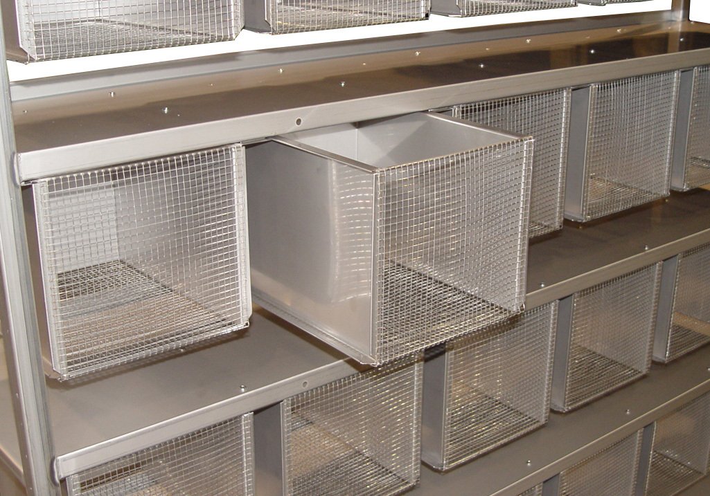 Lenderking Caging Products