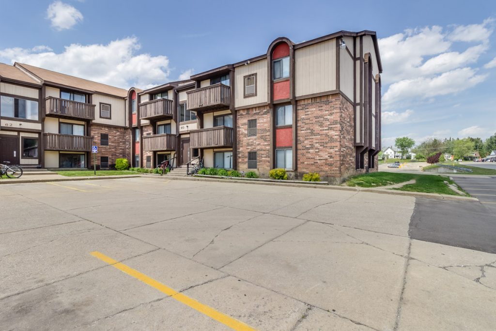 Drakeshire Apartments Gallery