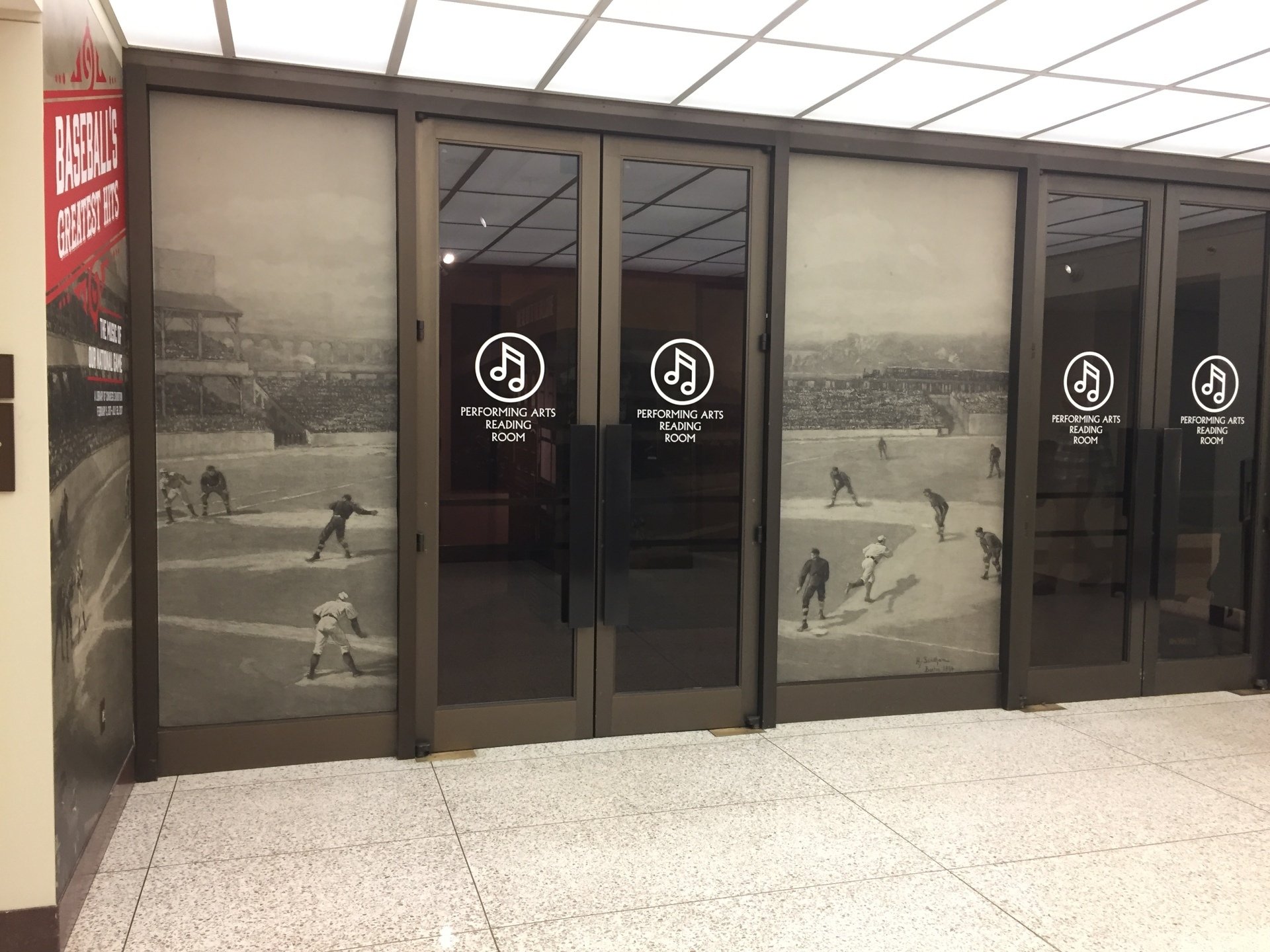 Glass Surfaces/Partition graphics | Dodge Chrome