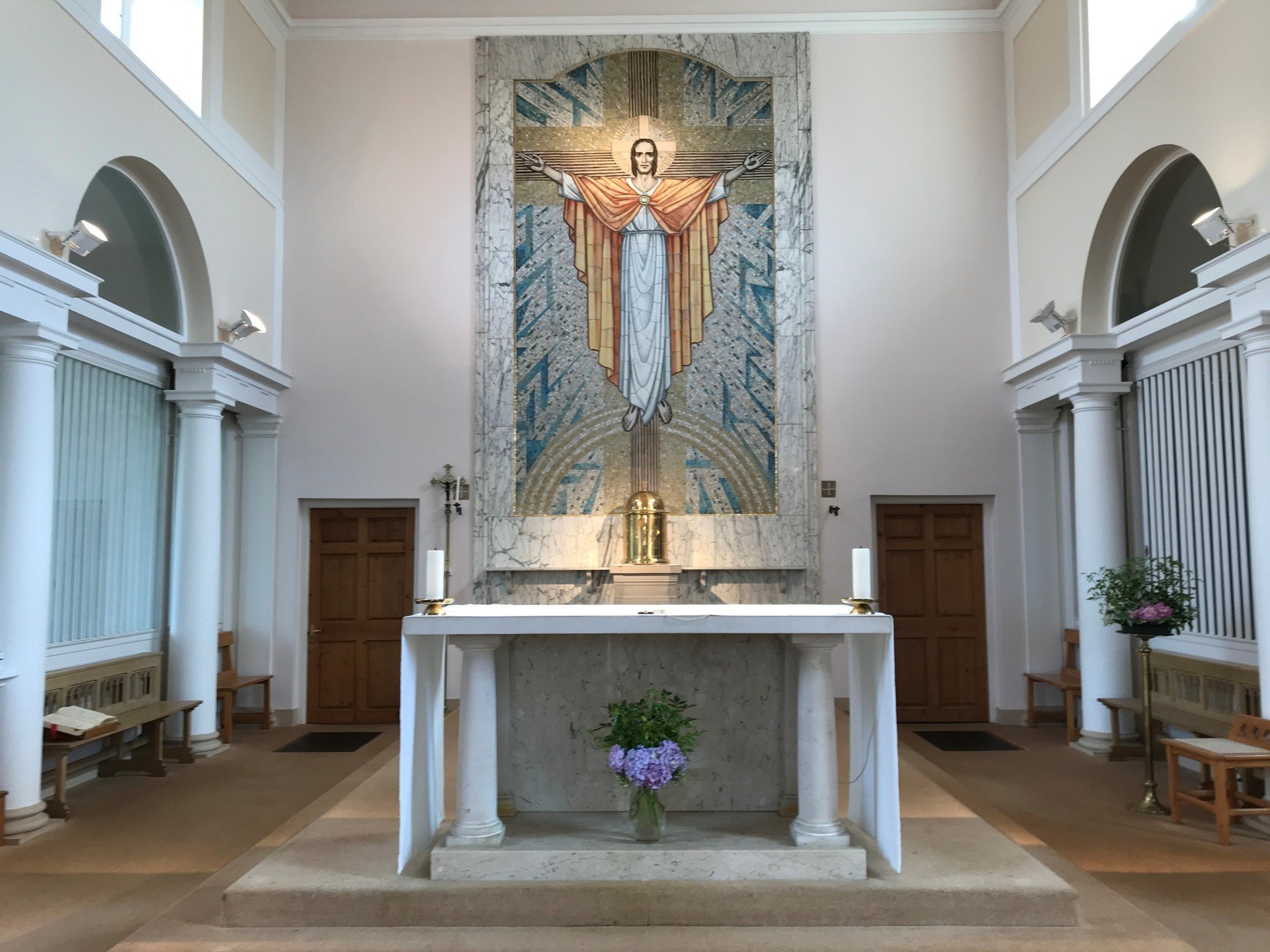 Sacred Heart Catholic Church in Cobham Diocese of Arundel and Brighton