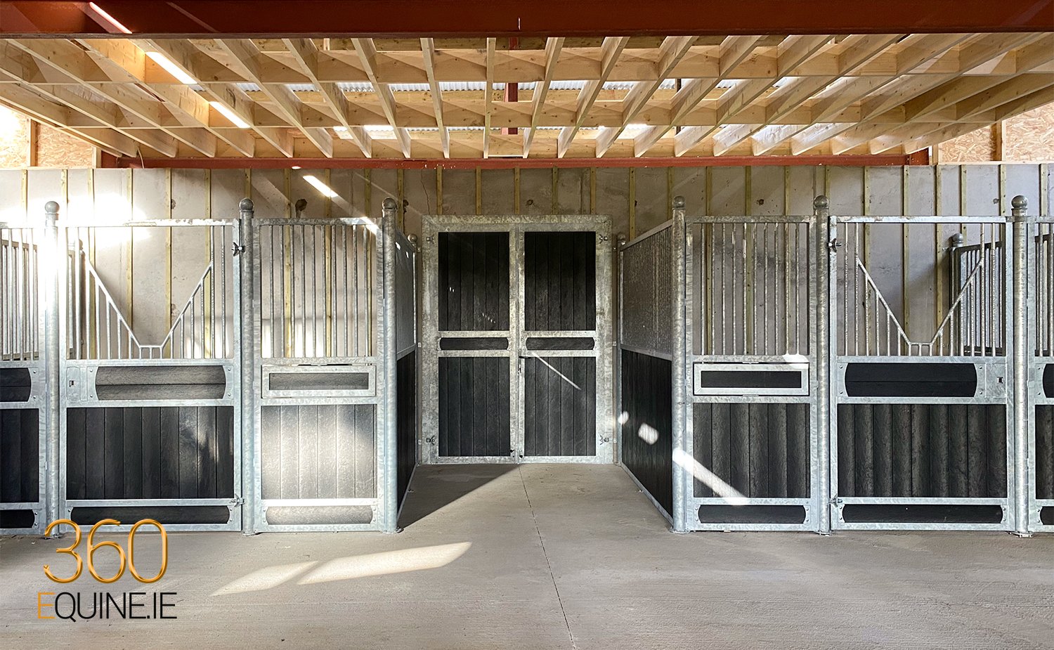 Quality Built Stable Facades and Partitions, all sizes possible