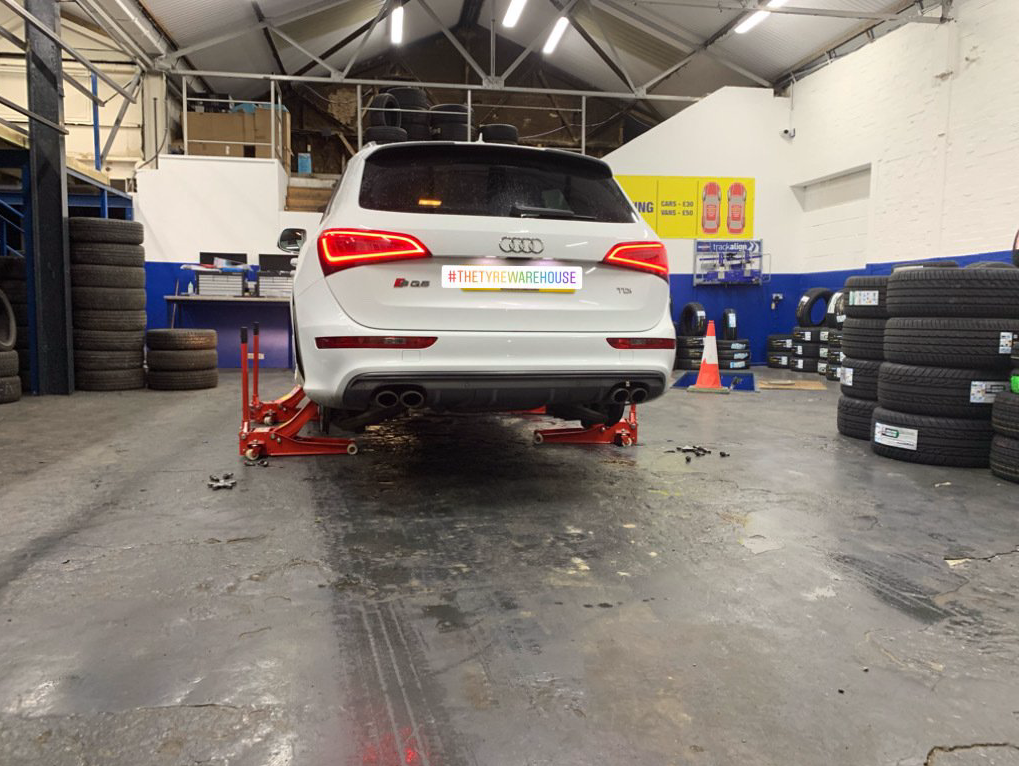 Tyre fitters The Tyre Warehouse (Harlow)