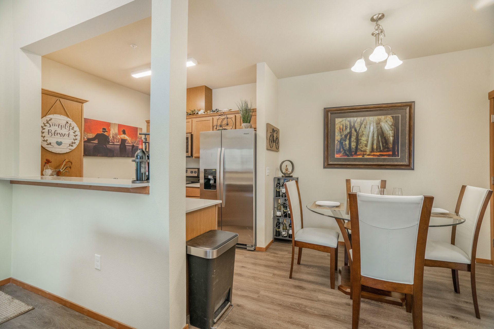 Photo Gallery Take a Tour of Edgewood Heights Apartments