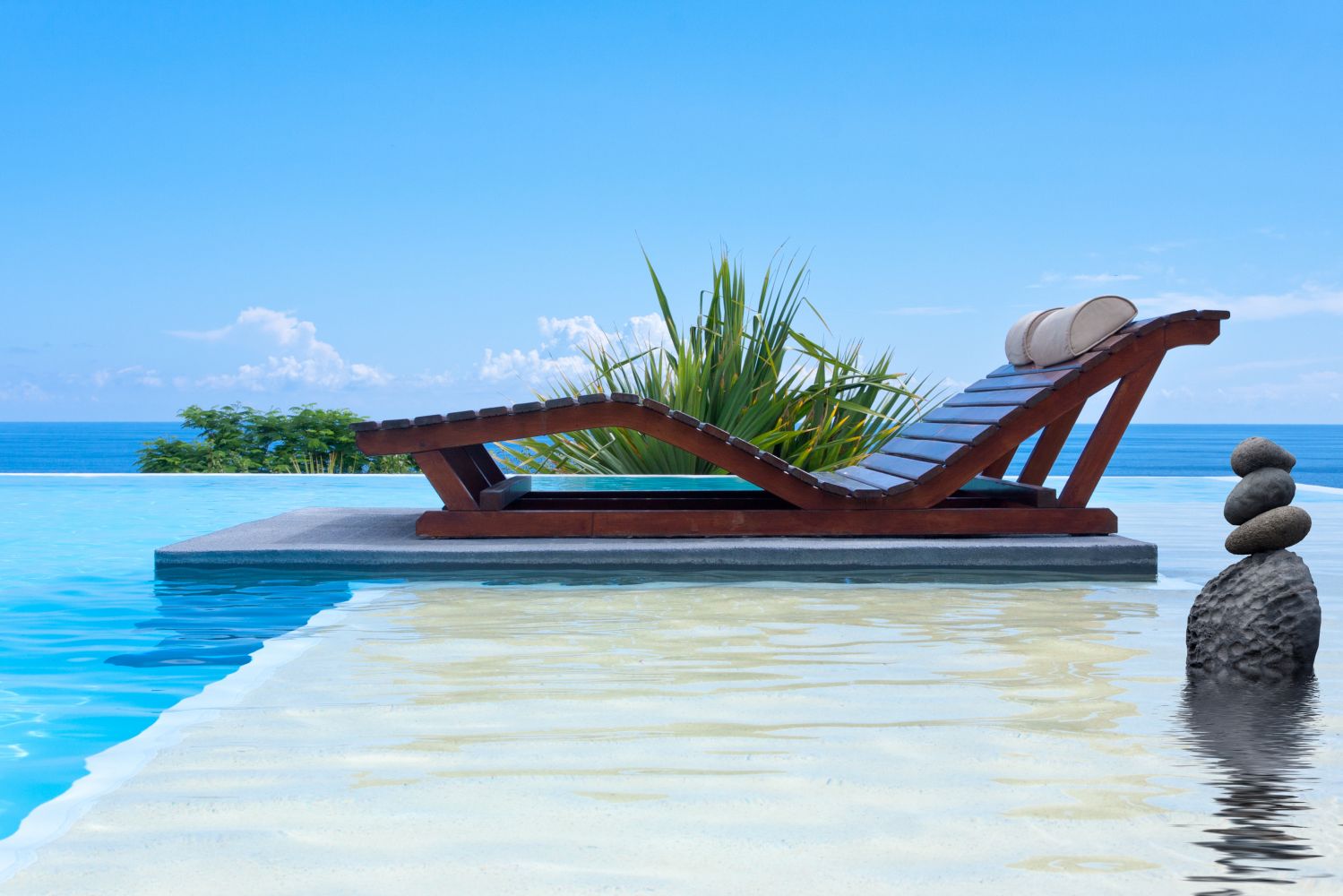 Pool cleaners Christchurch Gwynn Harrison Swimming Pools