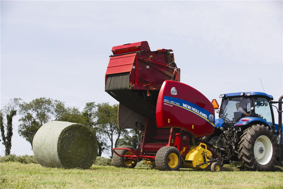 Rose Farm Supply New Holland RollBelt™ Round Balers