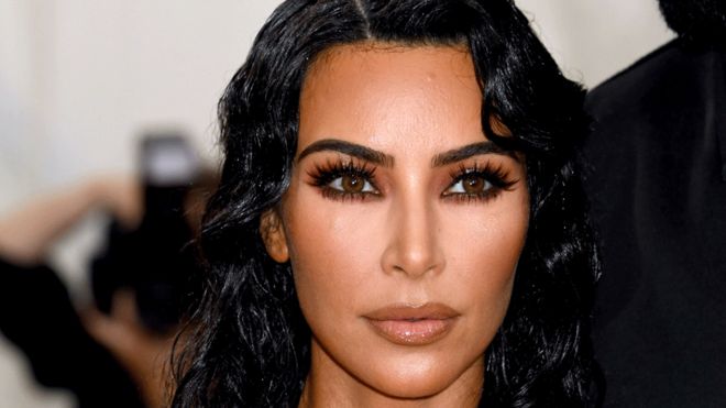 KIm Kardashian Fotona 4D LaseLift