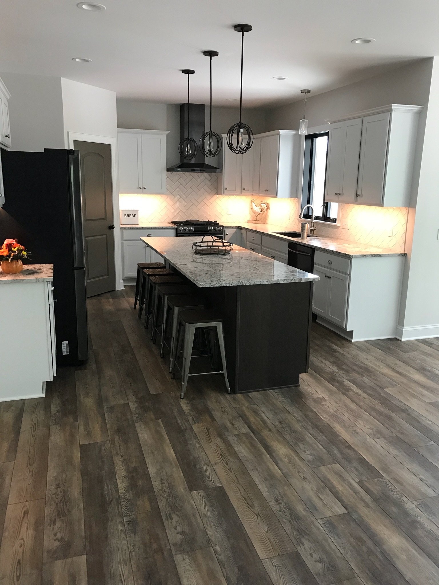 Flooring Hamburg, NY Decorator Carpets Inc.