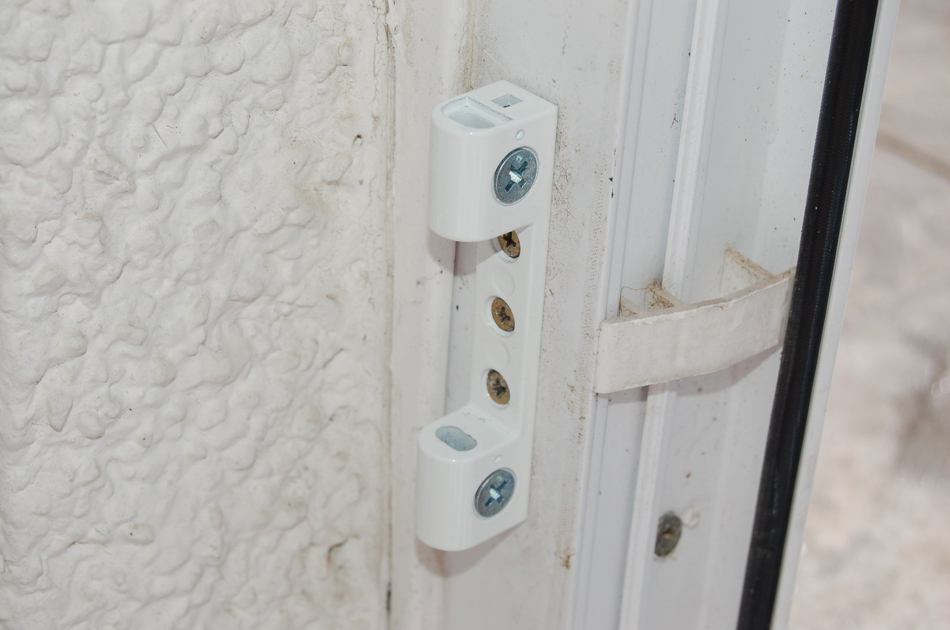 upvc door hinges repairs cj locksmiths chepstow