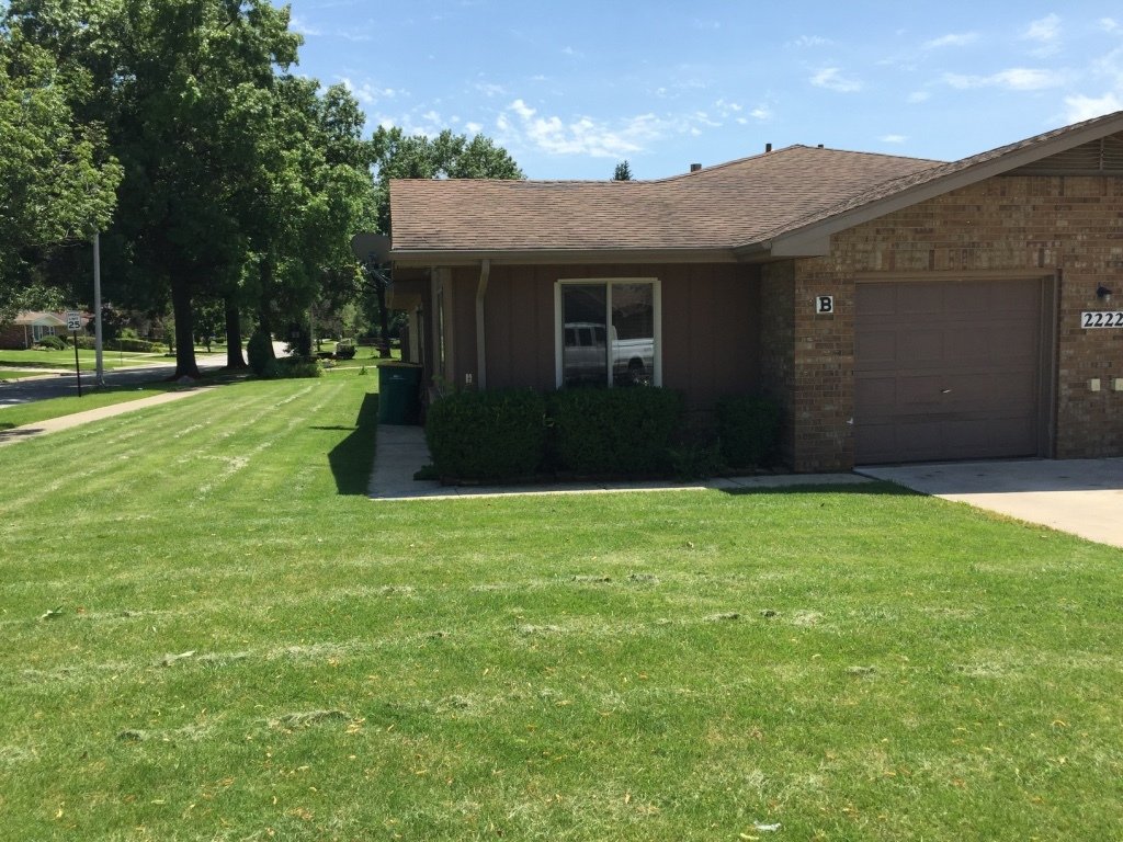 Chicago Area TownhomeStyle Apartments