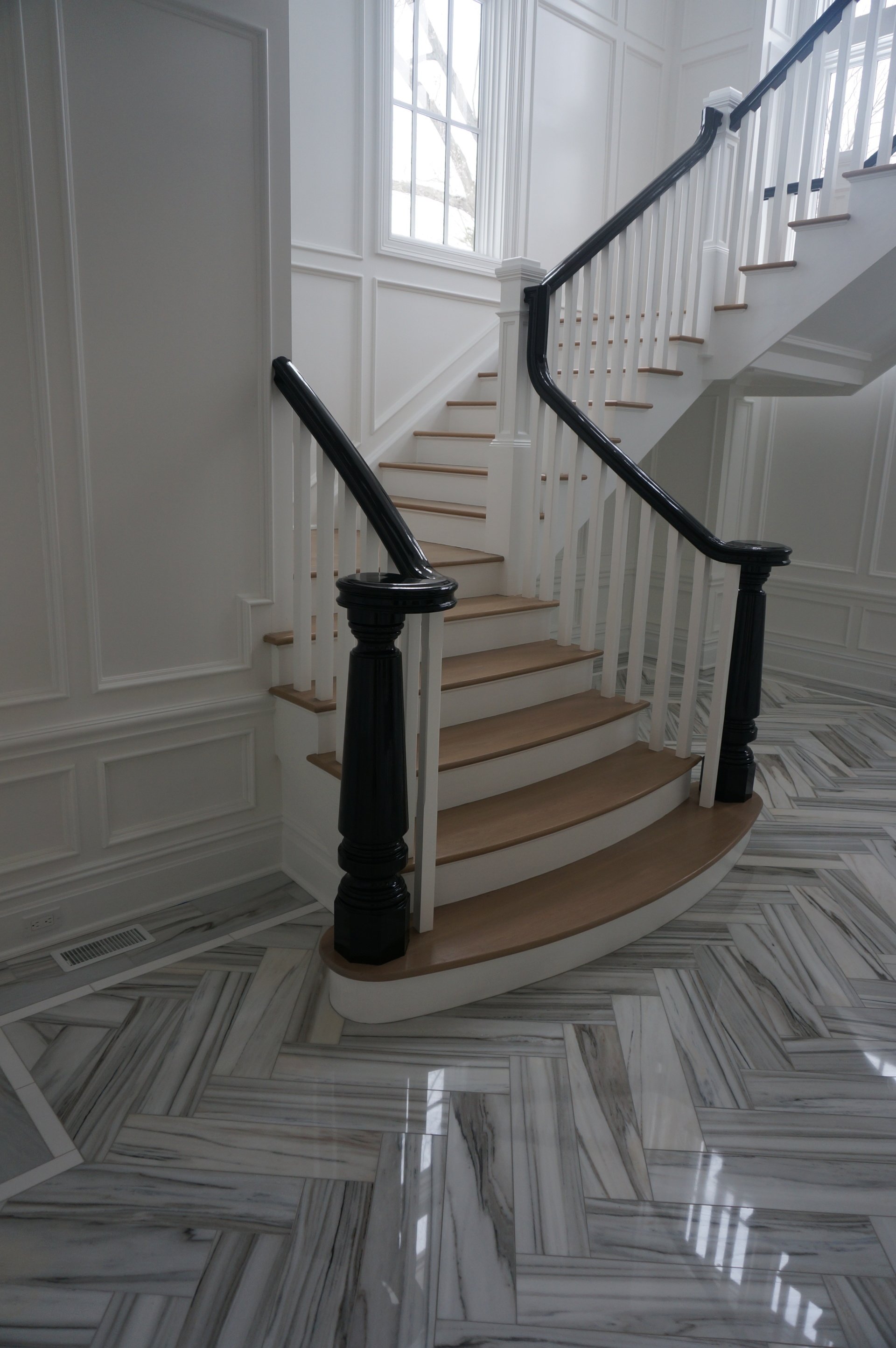 Foyer Installation Woodbury, NY Portico Tile and Bath Fixtures
