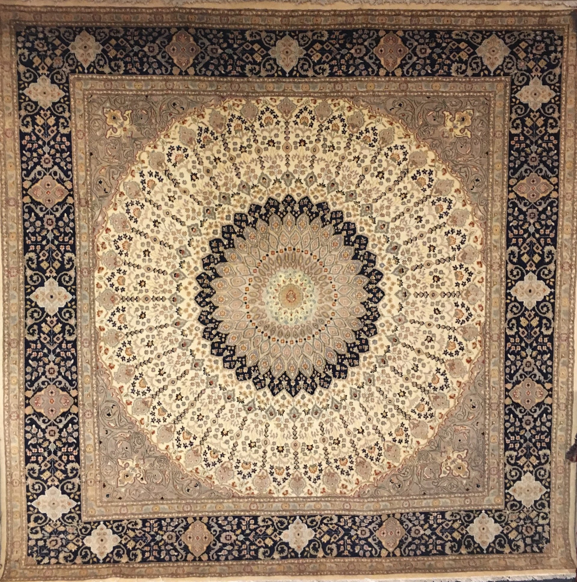 Mahal Rug