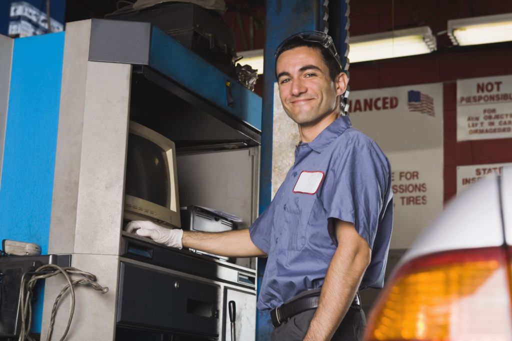 Car spares Lower Hutt Gaskin Ford & Mazda