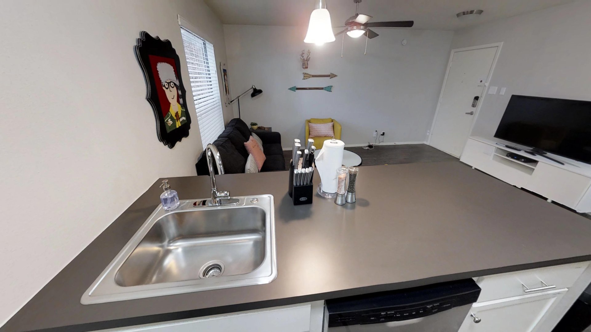 Zilker Walk Apartments Property Details