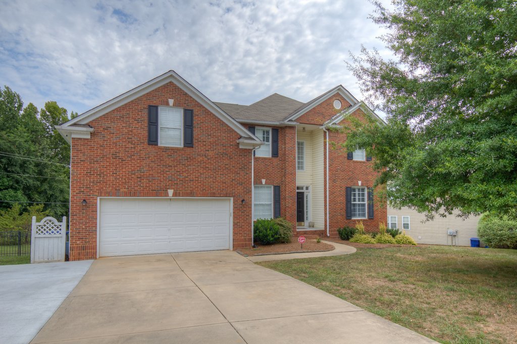 Lancaster Hwy (1) Life Door Rentals Ballantyne, NC