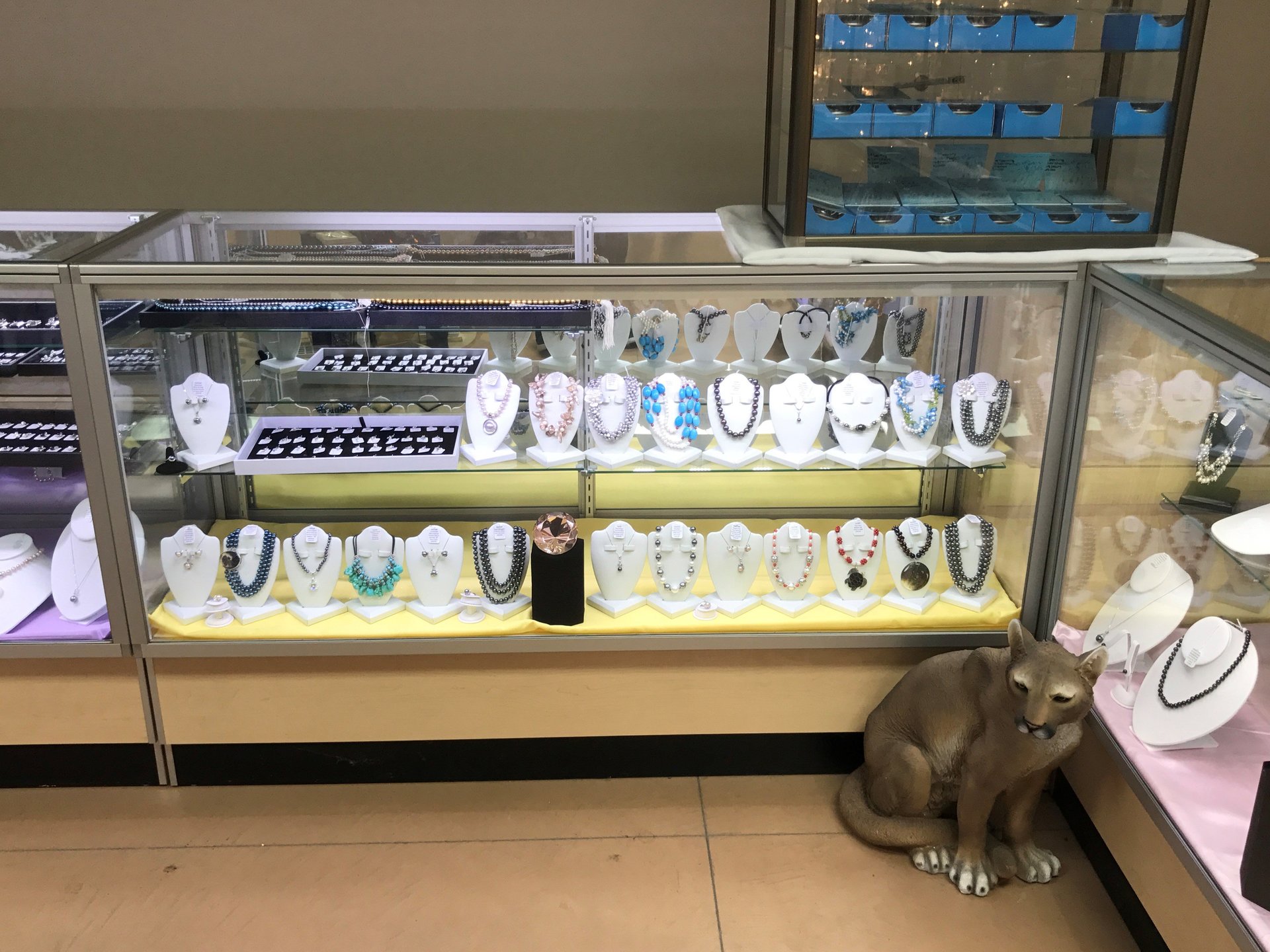 No Blanket Smoke Shop Sanborn, NY Gallery