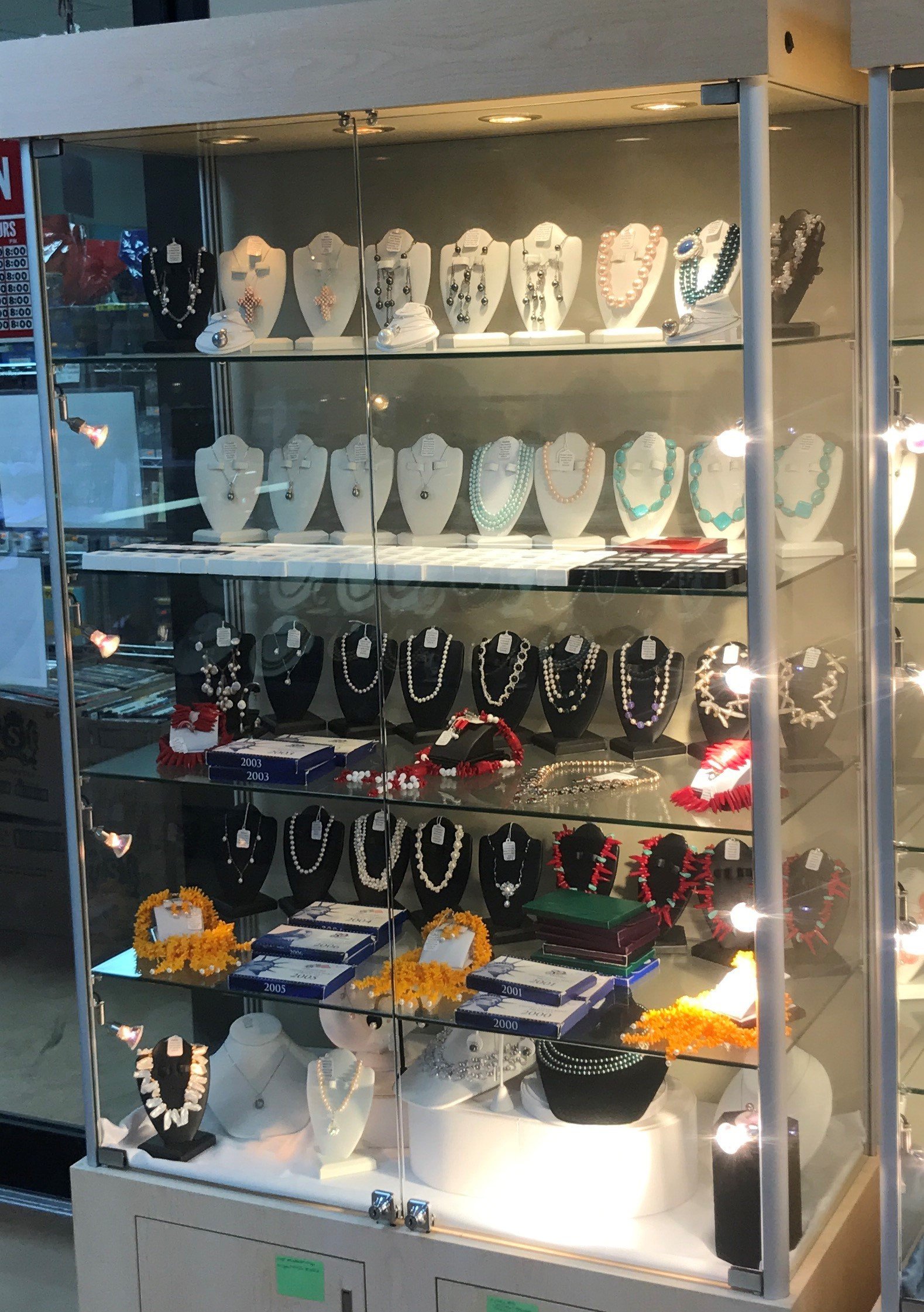 No Blanket Smoke Shop Sanborn, NY Gallery